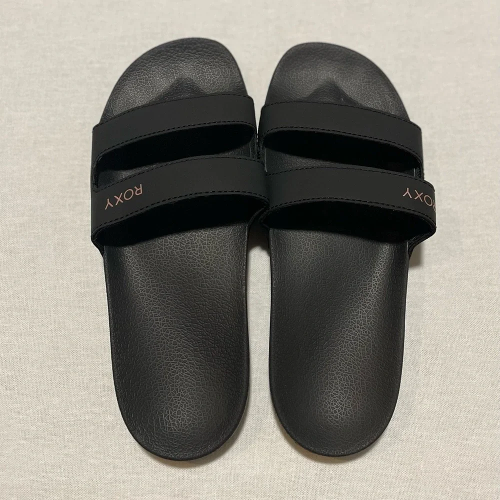 Roxy Slides - Picture 4 of 6